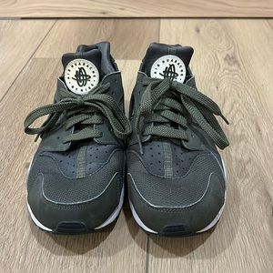 Nike air huarache cargo